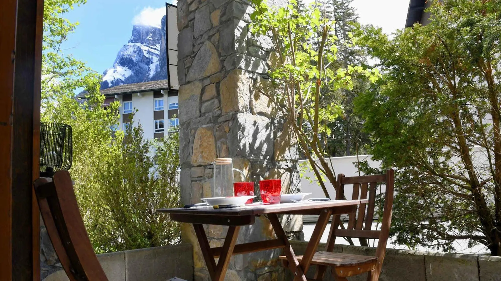 Superbe Appartement 48M² Avec Terrasse, Centre Village, Parking, Proche Ski-Bus, Non-Fumeur - Fr-1-624-46 Samoëns
